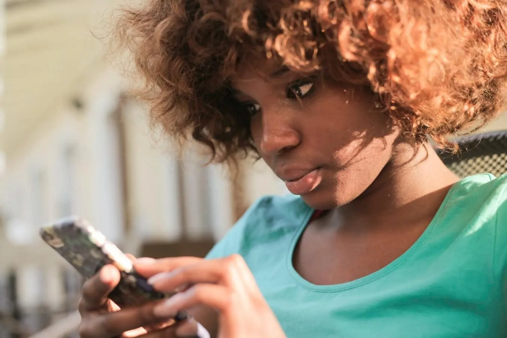 Comment ignorer une fille qu’on aime sans souffrir soi même