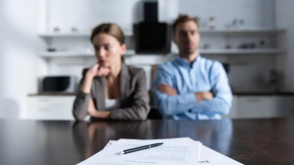 Être avec un homme qui n'a pas d'argent
