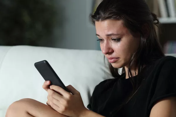 Il cree une dependance emotionnelle