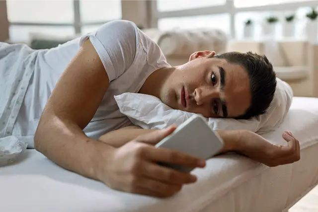Pourquoi les gens utilisent le silence radio