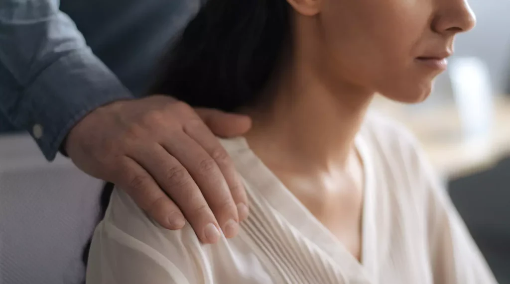thérapie peut aider à se remettre d'une relation avec un pervers narcissique