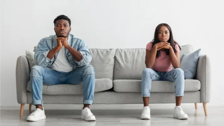 périodes de silence ou de distance émotionnelle